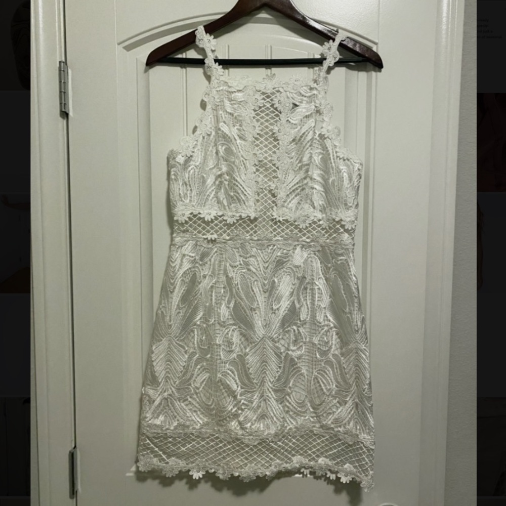 Topshop white floral appliqué mini dress (size US 6)